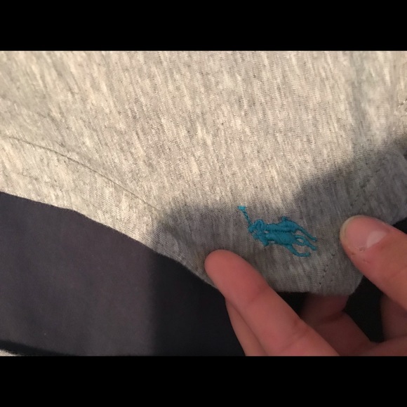 Polo grey light weight long sleeve - Picture 2 of 3